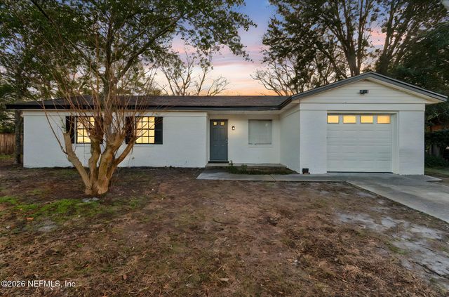 8234 FROST Street S, Jacksonville, FL 32221