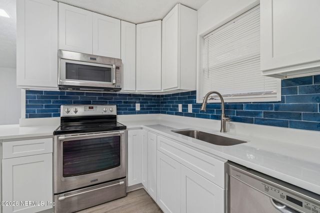 8234 FROST Street S, Jacksonville, FL 32221