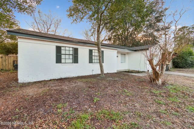 8234 FROST Street S, Jacksonville, FL 32221