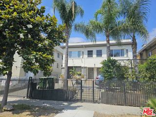 833 S Catalina Street, Los Angeles, CA 90005