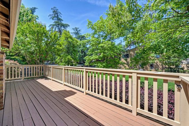 6503 Amado Ct, Citrus Heights, CA 95621