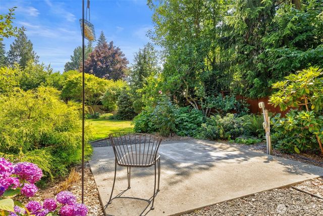 19061 Harris Avenue NE, Suquamish, WA 98392