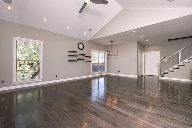 12 Laval Court, Little Rock, AR 72223