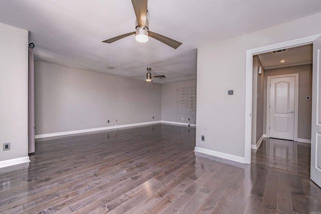 12 Laval Court, Little Rock, AR 72223