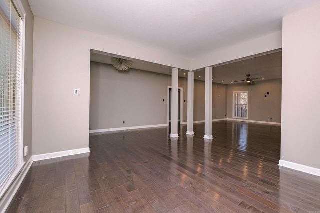 12 Laval Court, Little Rock, AR 72223