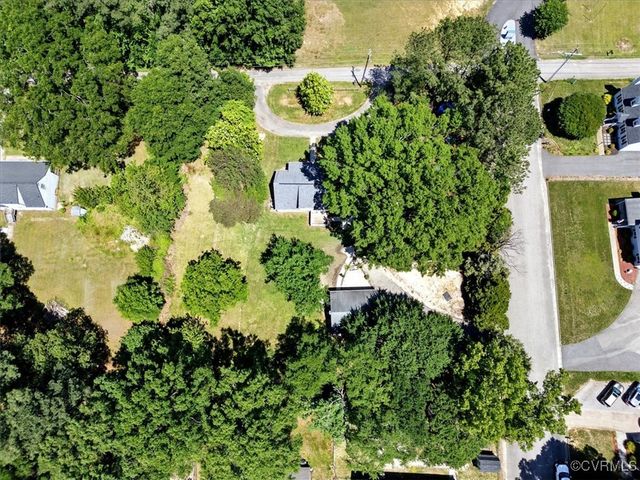 3704 Burnham Dr, Hopewell, VA 23860