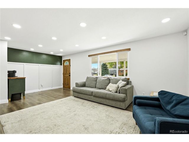 9069 Ithaca Way, Westminster, CO 80031