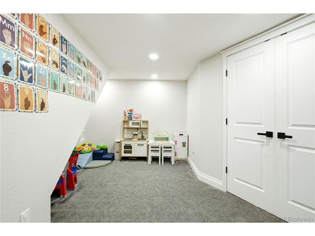 9069 Ithaca Way, Westminster, CO 80031