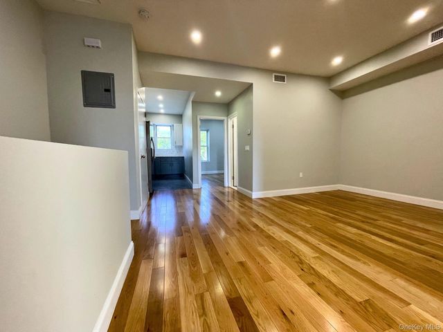 255 Amboy Street, Brooklyn, NY 11212