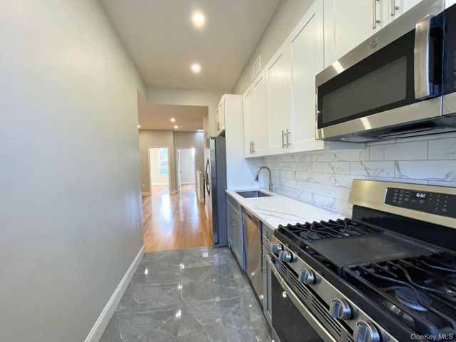 255 Amboy Street, Brooklyn, NY 11212