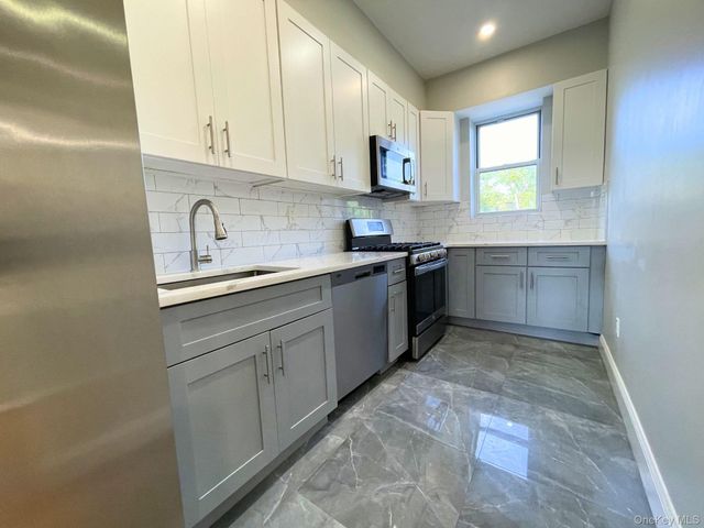 255 Amboy Street, Brooklyn, NY 11212