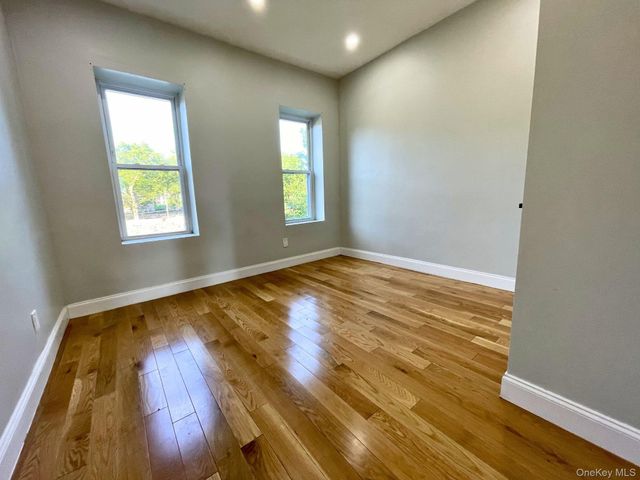 255 Amboy Street, Brooklyn, NY 11212