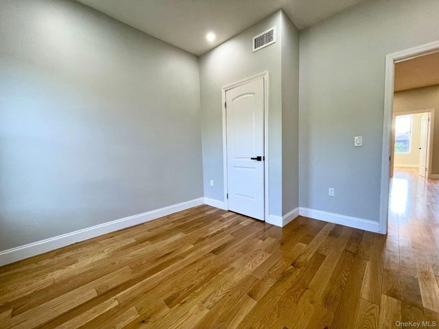 255 Amboy Street, Brooklyn, NY 11212
