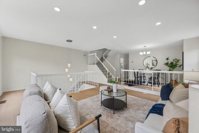 14521 MAYFAIR DR, Laurel, MD 20707