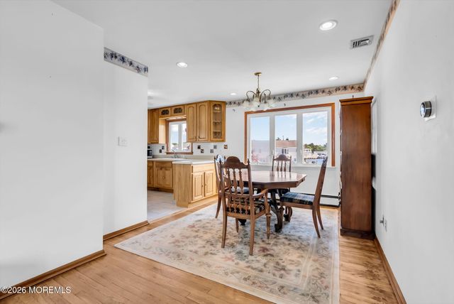 26 Culebra Avenue, Toms River, NJ 08753