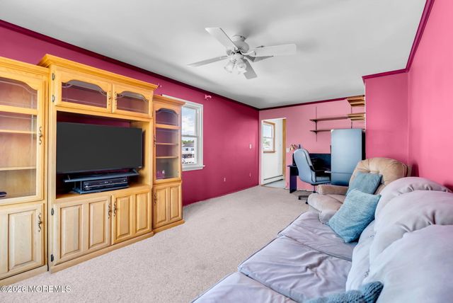 26 Culebra Avenue, Toms River, NJ 08753