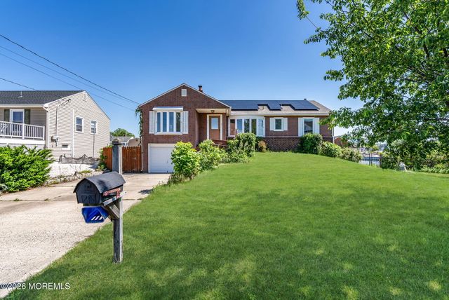 26 Culebra Avenue, Toms River, NJ 08753