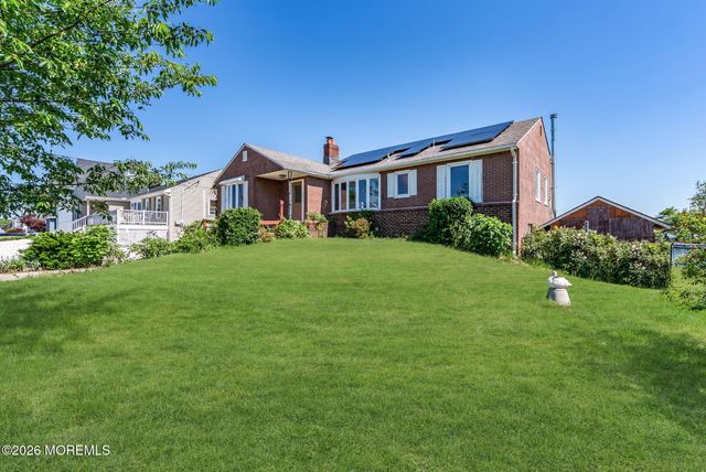 26 Culebra Avenue, Toms River, NJ 08753