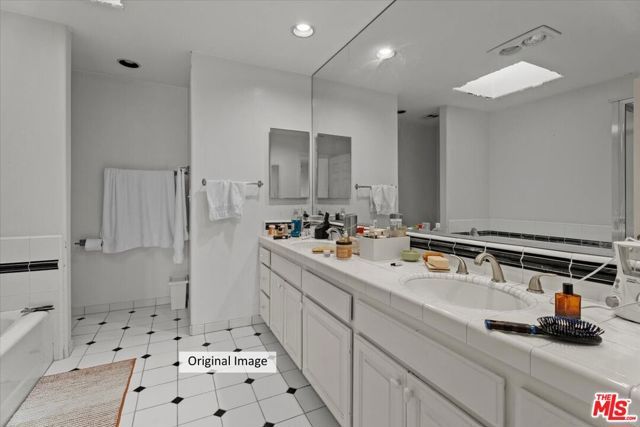 1121 Princeton Street 5, Santa Monica, CA 90403