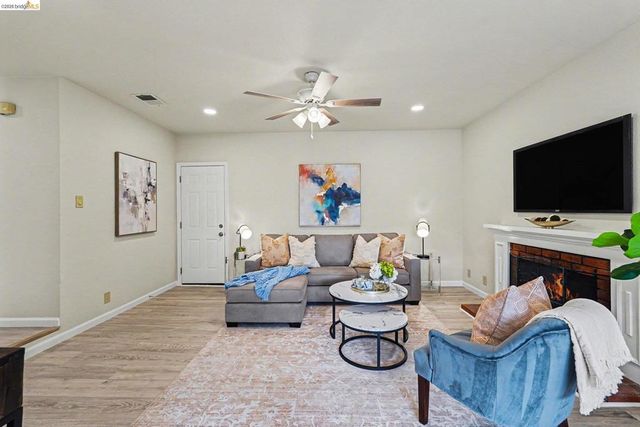 2713 Del Oro Cir, Antioch, CA 94509