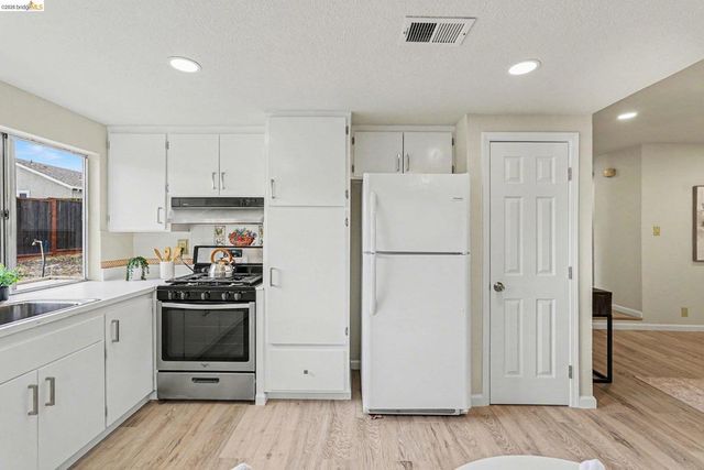 2713 Del Oro Cir, Antioch, CA 94509