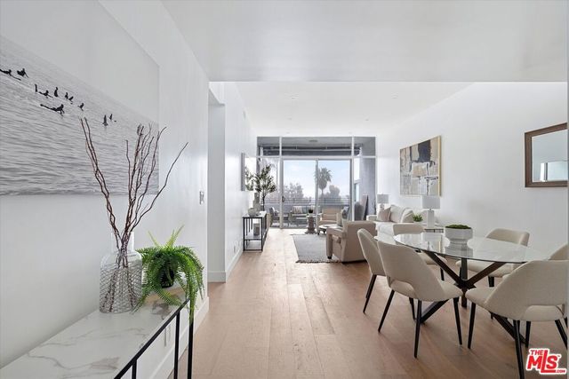 16601 Marquez Avenue 302, Pacific Palisades, CA 90272