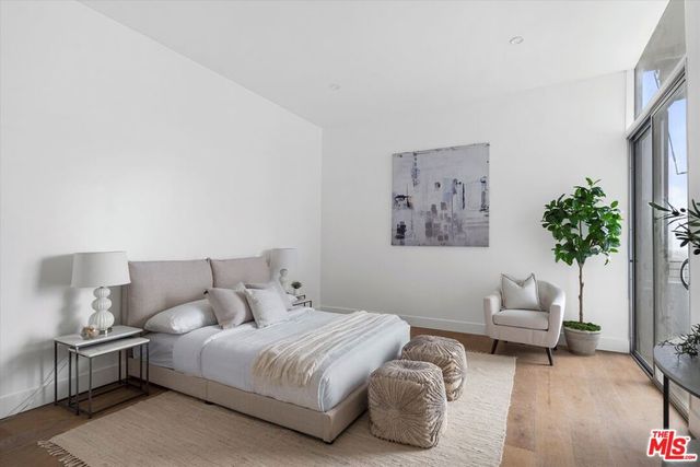 16601 Marquez Avenue 302, Pacific Palisades, CA 90272