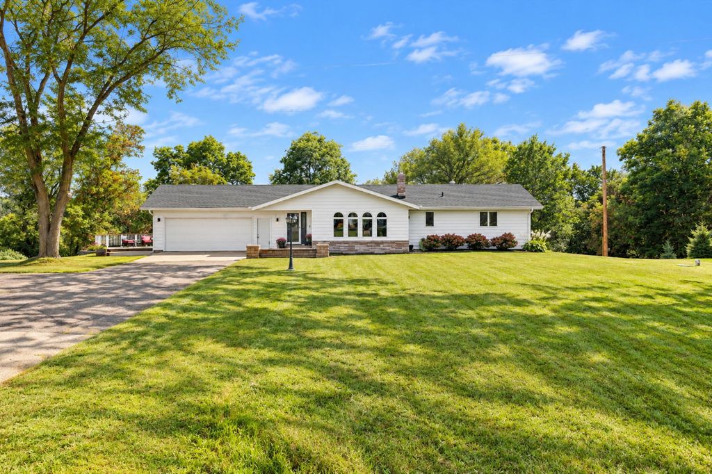 5840 Highway 19 Boulevard, Cannon Falls, MN 55009 — photo 2