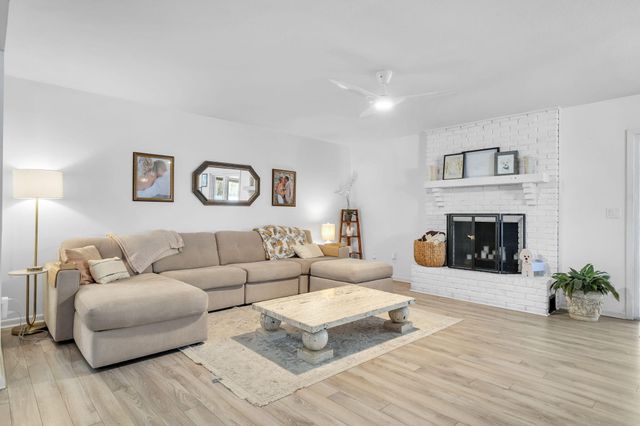 85 12Th Avenue, Shalimar, FL 32579