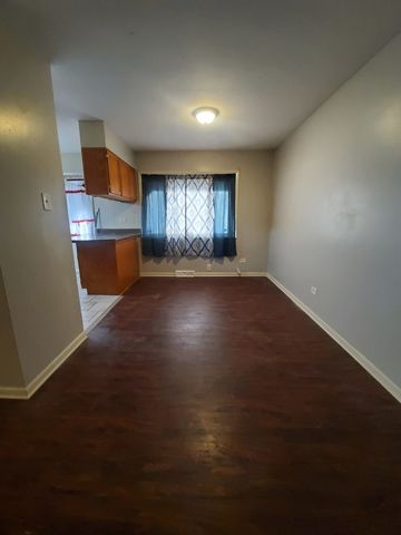 450 E MULBERRY Court, Glenwood, IL 60425