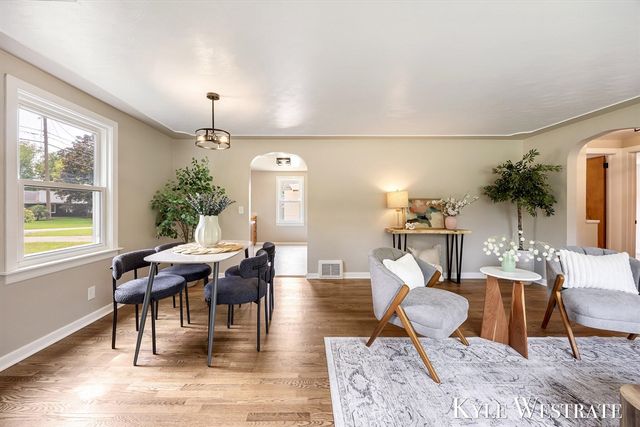 4205 Hillsdale Avenue, Grand Rapids, MI 49525