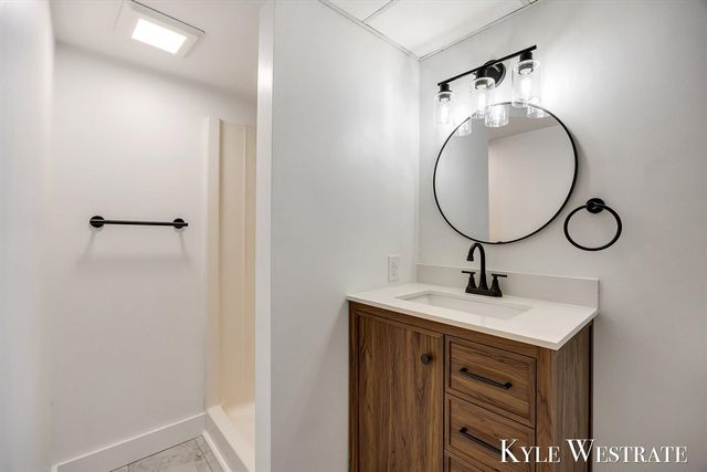 4205 Hillsdale Avenue, Grand Rapids, MI 49525