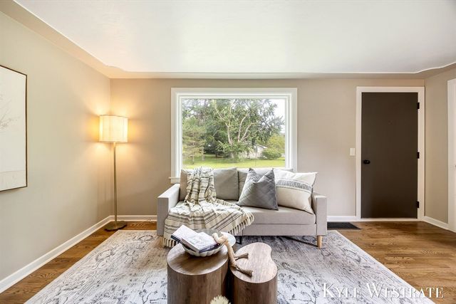 4205 Hillsdale Avenue, Grand Rapids, MI 49525
