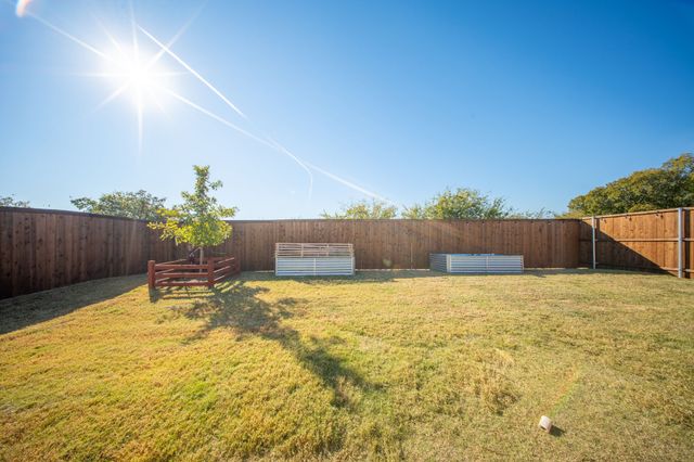 14128 Golden Bridge Drive, Pilot Point, TX 76258