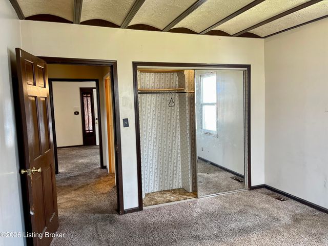 1203 Sale Ave, Louisville, KY 40215