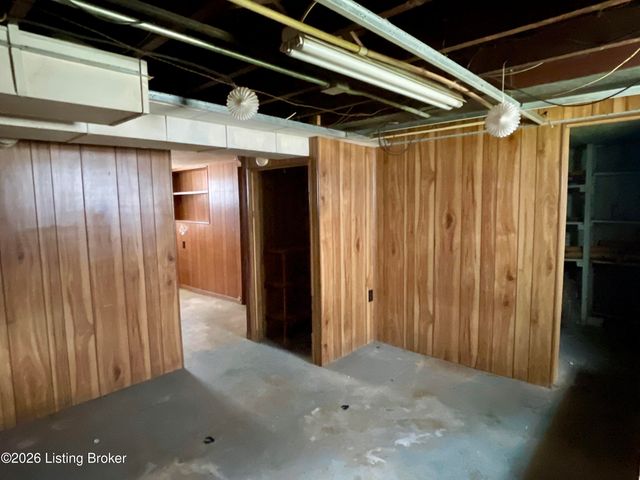 1203 Sale Ave, Louisville, KY 40215