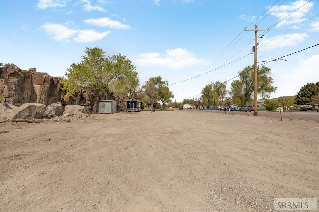 Image 14 of property listing at 4539 S 5th Avenue, Pocatello, ID 83204