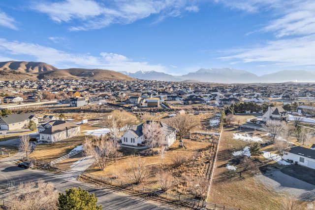 9390 N CANYON WASH DR, Eagle Mountain, UT 84005