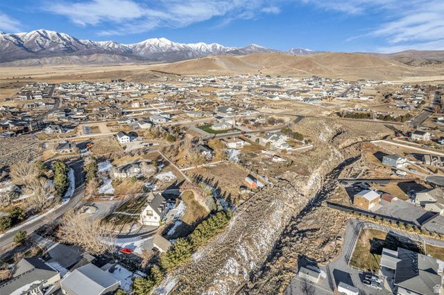 9390 N CANYON WASH DR, Eagle Mountain, UT 84005