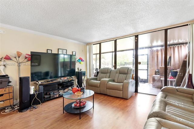 10304 Fairway Rd, Pembroke Pines, FL 33026