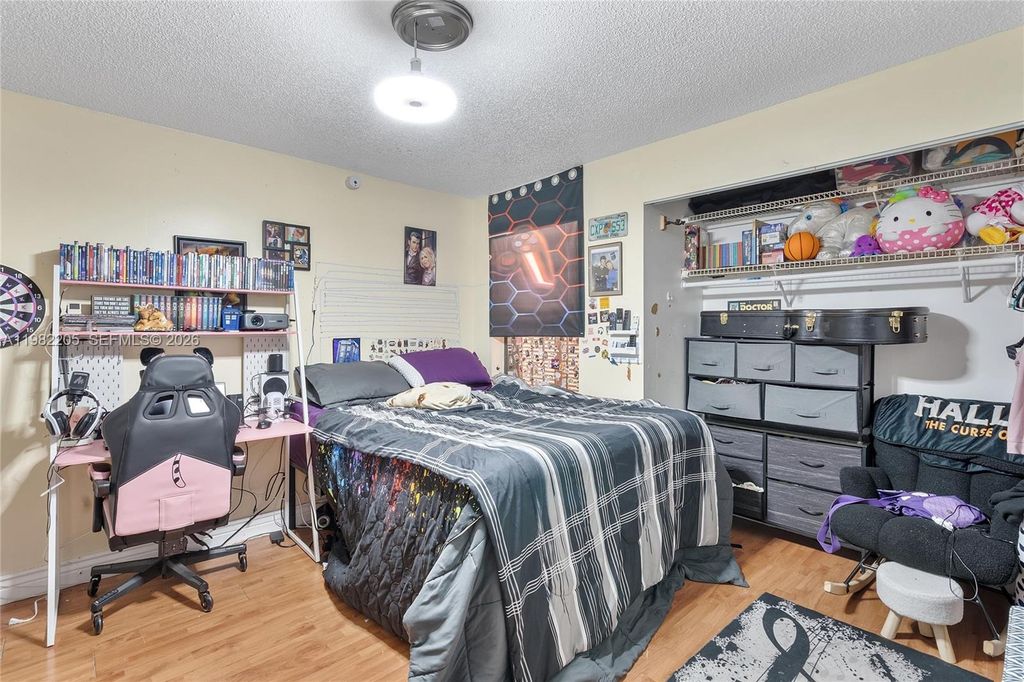 Image 31 of property listing at 10304 Fairway Rd, Pembroke Pines, FL 33026