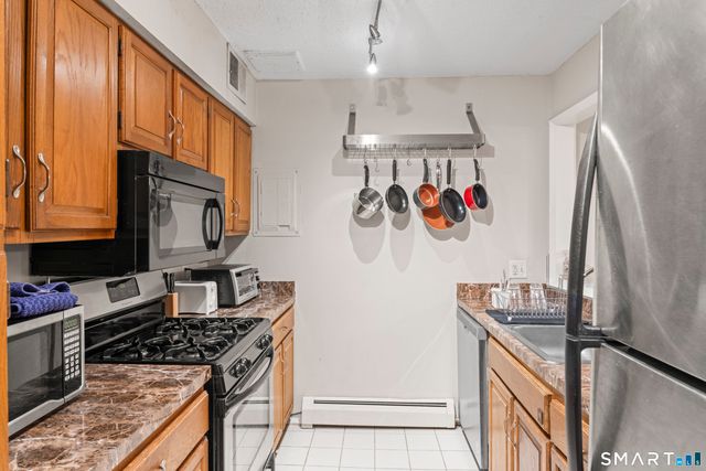 5 Talcott Ridge Road F, Farmington, CT 06032