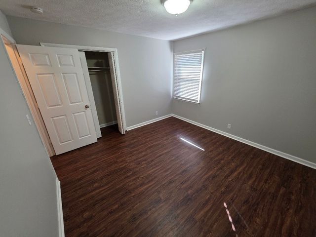 735 Trail Dr, Gallatin, TN 37066
