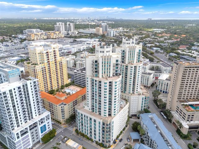 9066 SW 73rd Ct 504, Miami, FL 33156