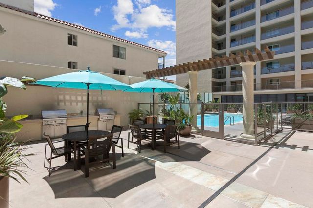 939 Coast Boulevard 5H, La Jolla, CA 92037