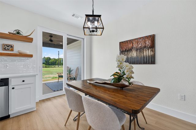 192 Brooks Lane, Sadler, TX 76264