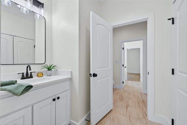 192 Brooks Lane, Sadler, TX 76264