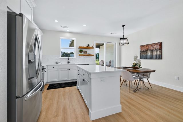 192 Brooks Lane, Sadler, TX 76264