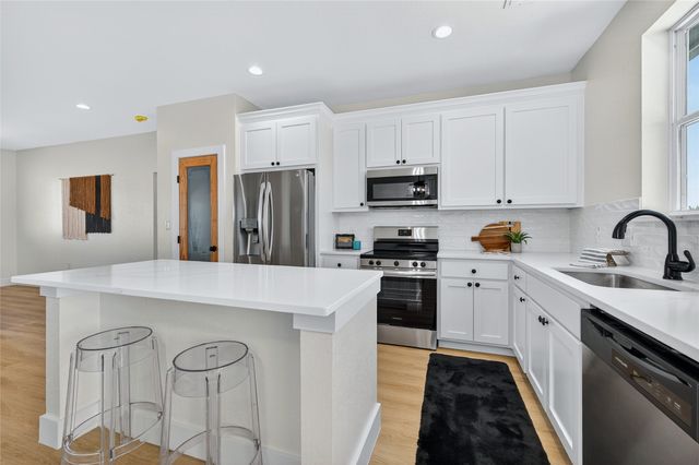 192 Brooks Lane, Sadler, TX 76264