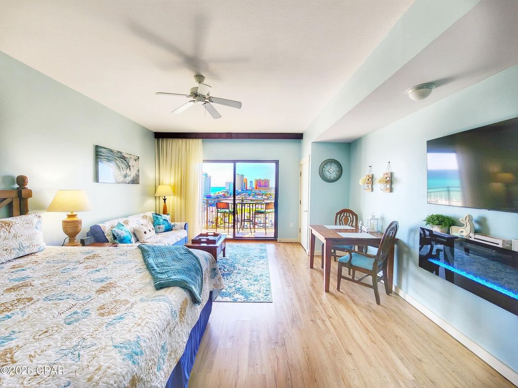 Image 10 of property listing at 15100 Front Beach Road 805, Panama City Beach, FL 32413